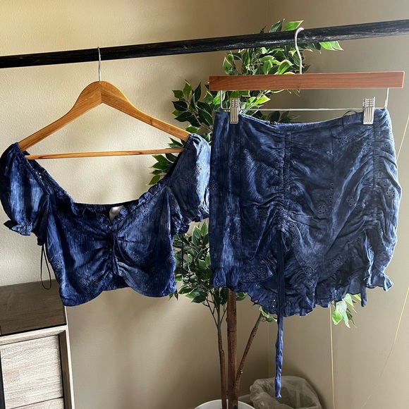 Skylar + Madison skirt and crop top set - Picture 1 of 4